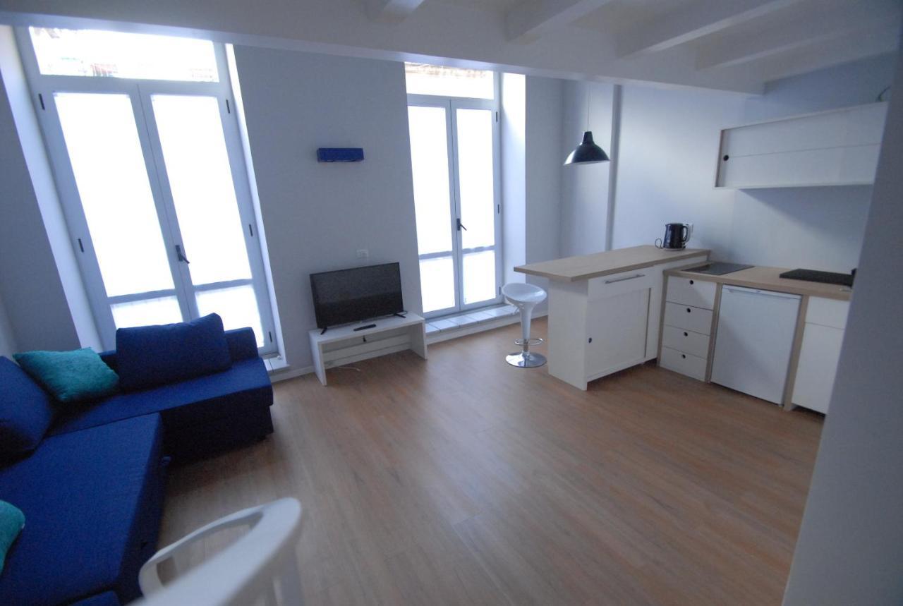 Vicool Apartments - Centro Storico Napoli 外观 照片