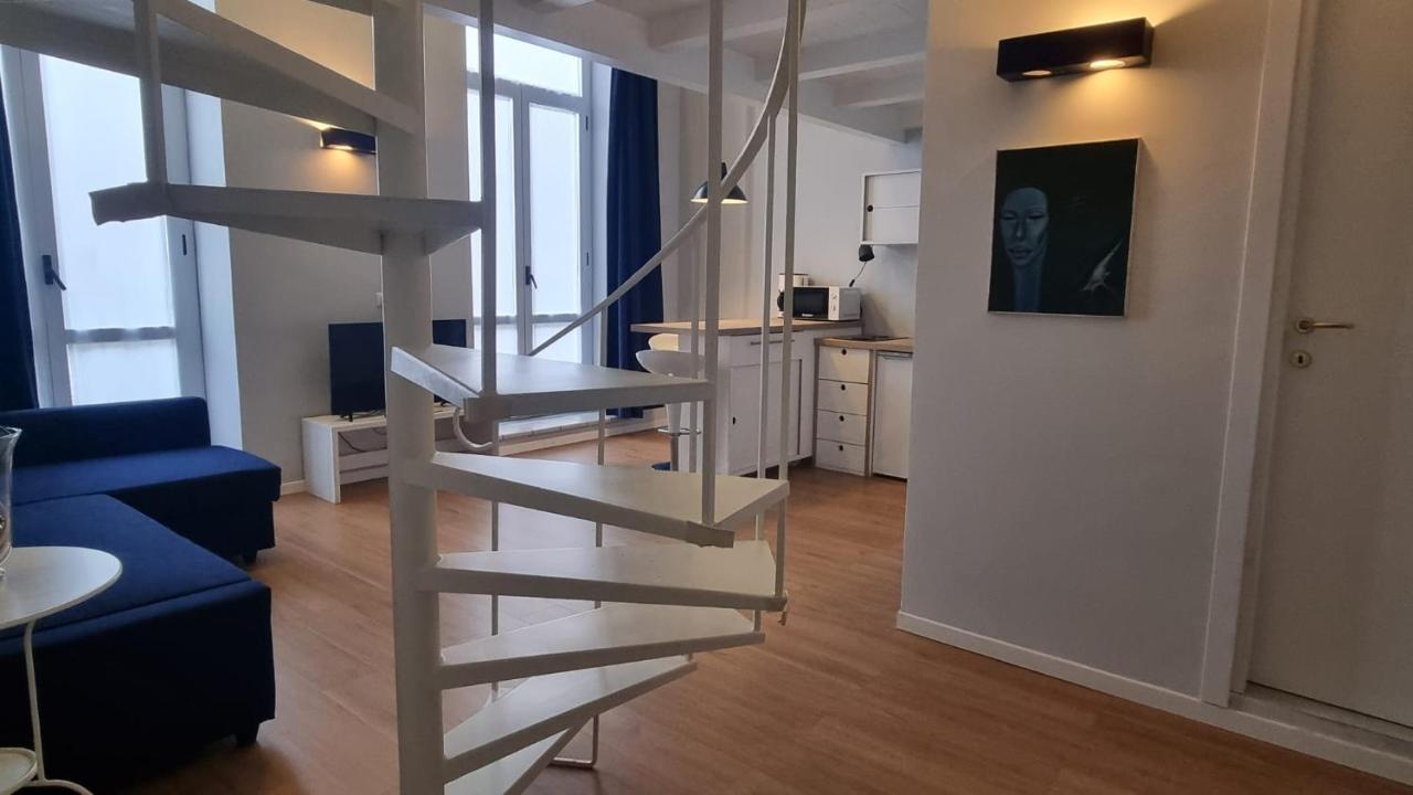 Vicool Apartments - Centro Storico Napoli 外观 照片